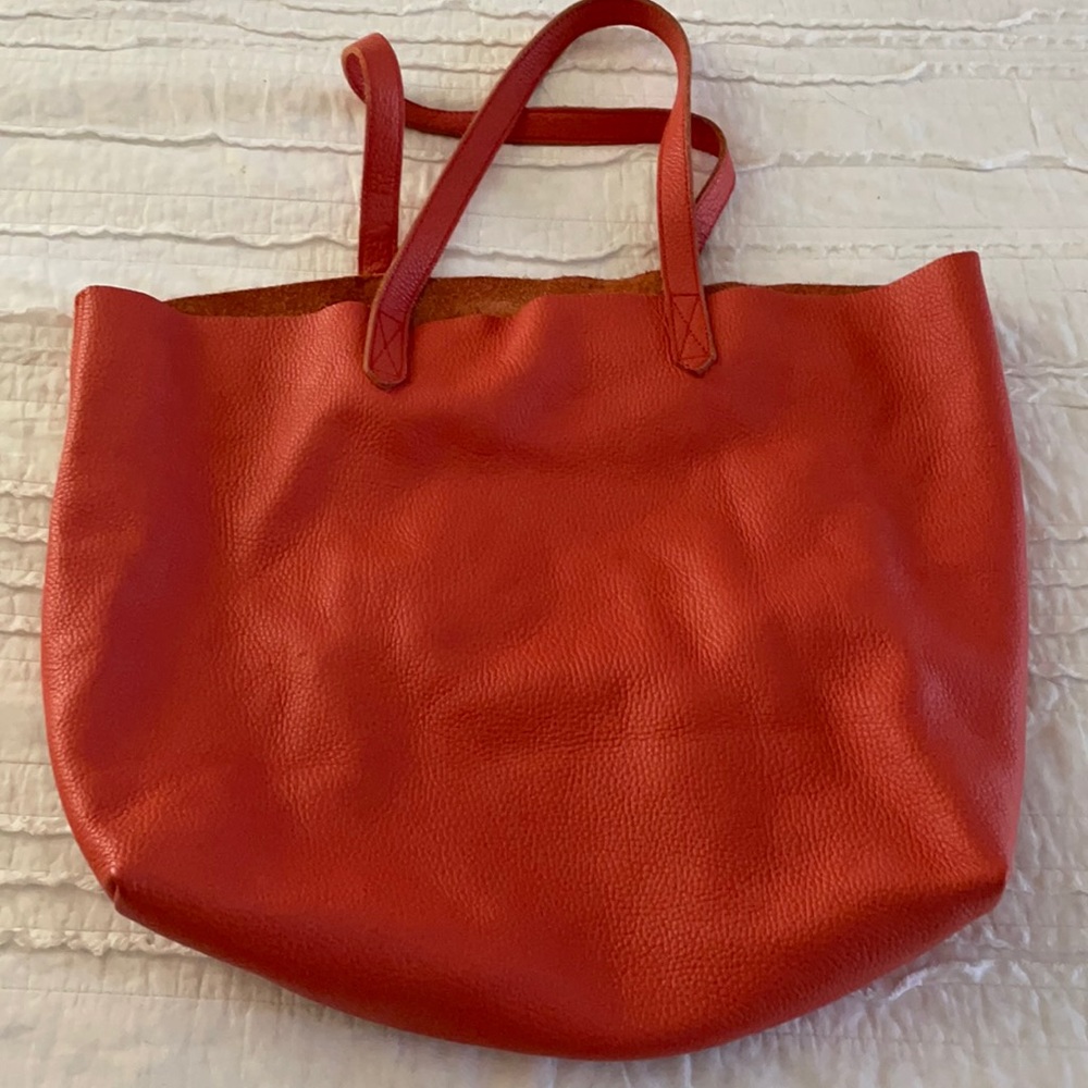 Limited edition coral Cuyana tote